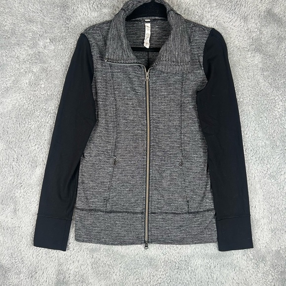 LULULEMON Daily Yoga Coco Pique Black Jacket Women’s, Size 6 - Picture 2 of 15